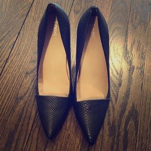 Black Next snakeskin effect pumps, New w/o tags
